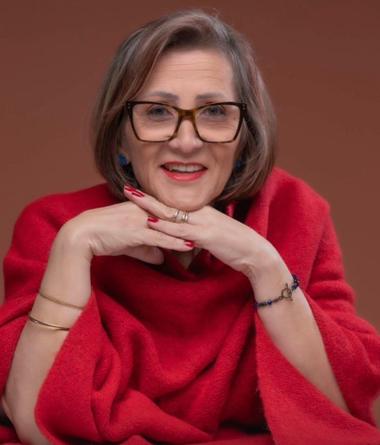 Retrato de Sueli Lopes, Empresária, Mentora & Master em PNL